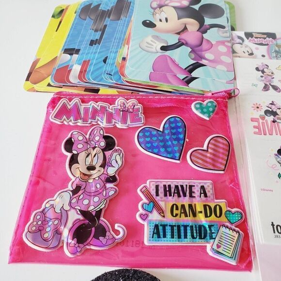New Disney Junior Minnie Mouse Pack:  tote bag a mini bag, 2 hair clips and more - Picture 9 of 16